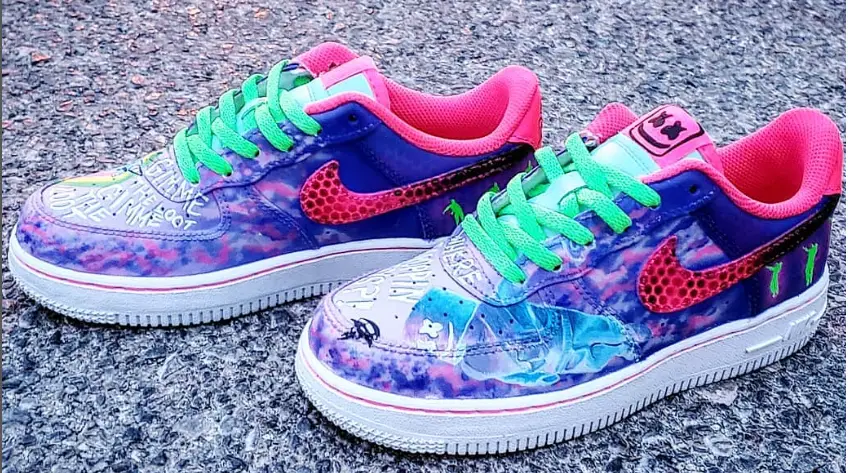 Custom Air Force 1 - Sneaker Chatter